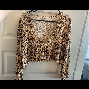 LA HEARTS Large flowy floral blouse